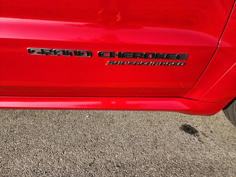 Used 2018 Jeep Grand Cherokee Trackhawk image 6