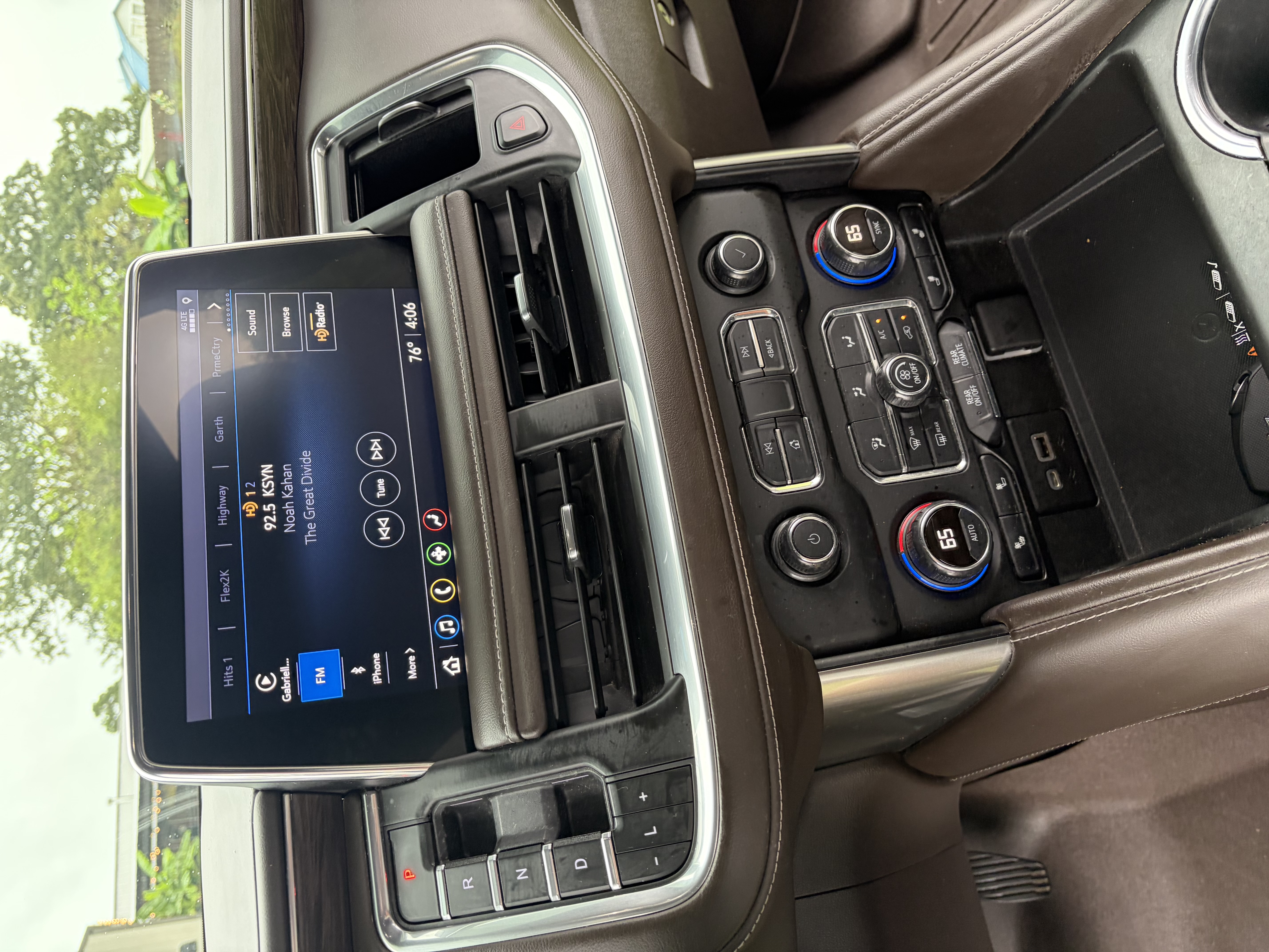 Used 2021 Chevrolet Tahoe Z71 AWD/4WD image 14