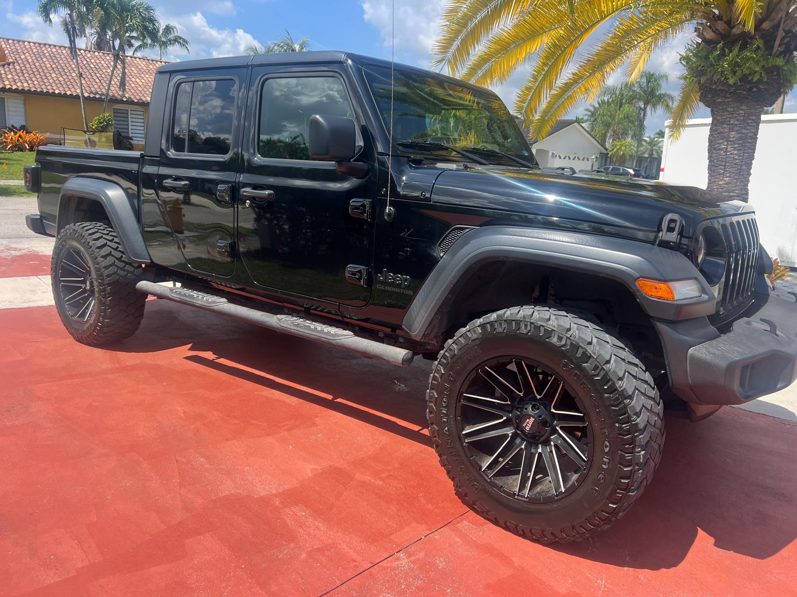 Used 2020 Jeep Gladiator Sport w/ Quick Order Package 24S AWD/4WD image 2
