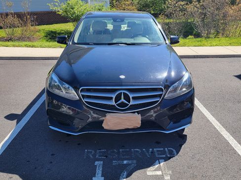 Used 2014 Mercedes-Benz E 350 4MATIC Sedan image 1