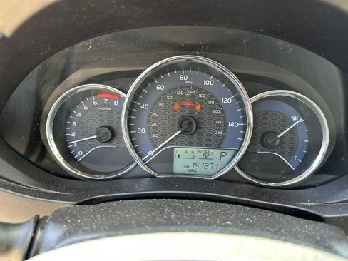 Used 2014 Toyota Corolla LE FWD image 15