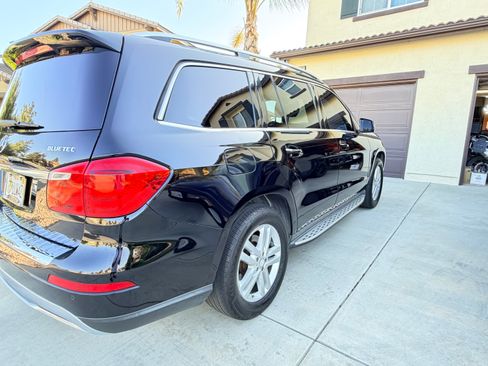 Used 2014 Mercedes-Benz GL 350 BlueTEC 4MATIC image 6