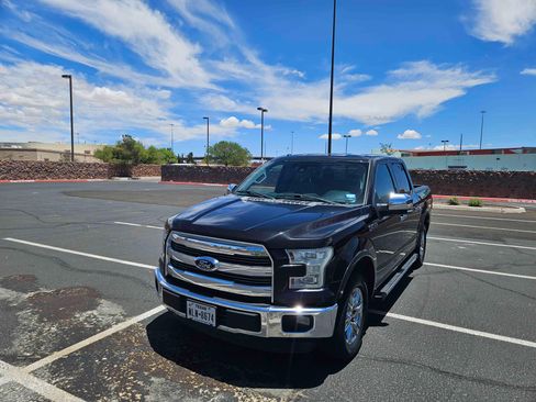 Used 2015 Ford F150 Lariat w/ Equipment Group 502A Luxury image 12