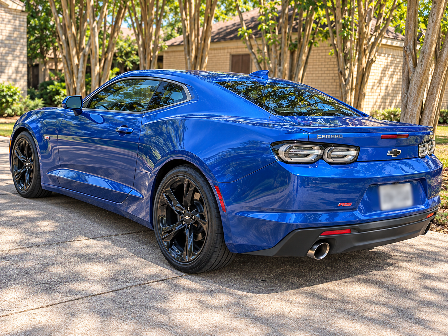 Used 2019 Chevrolet Camaro LT w/ RS Package RWD image 1