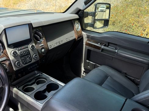 Used 2016 Ford F250 Platinum AWD/4WD image 15