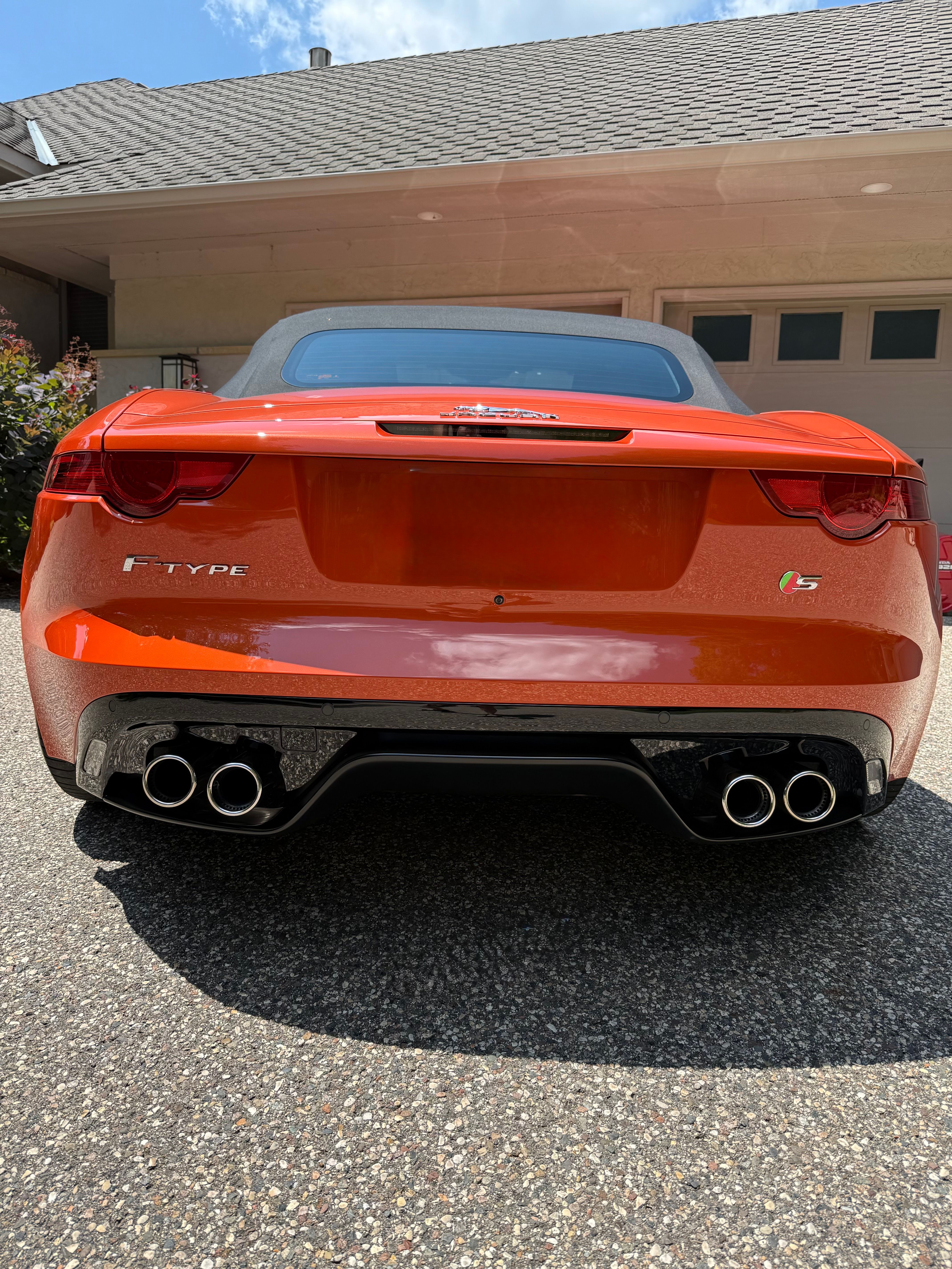 Used 2014 Jaguar F-TYPE S RWD image 4
