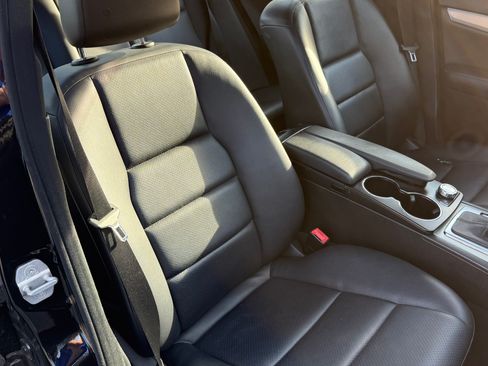 Used 2014 Mercedes-Benz C 300 4MATIC Sedan image 20