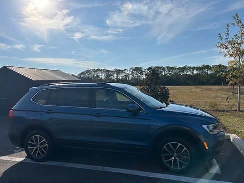 Used 2019 Volkswagen Tiguan SE image 11