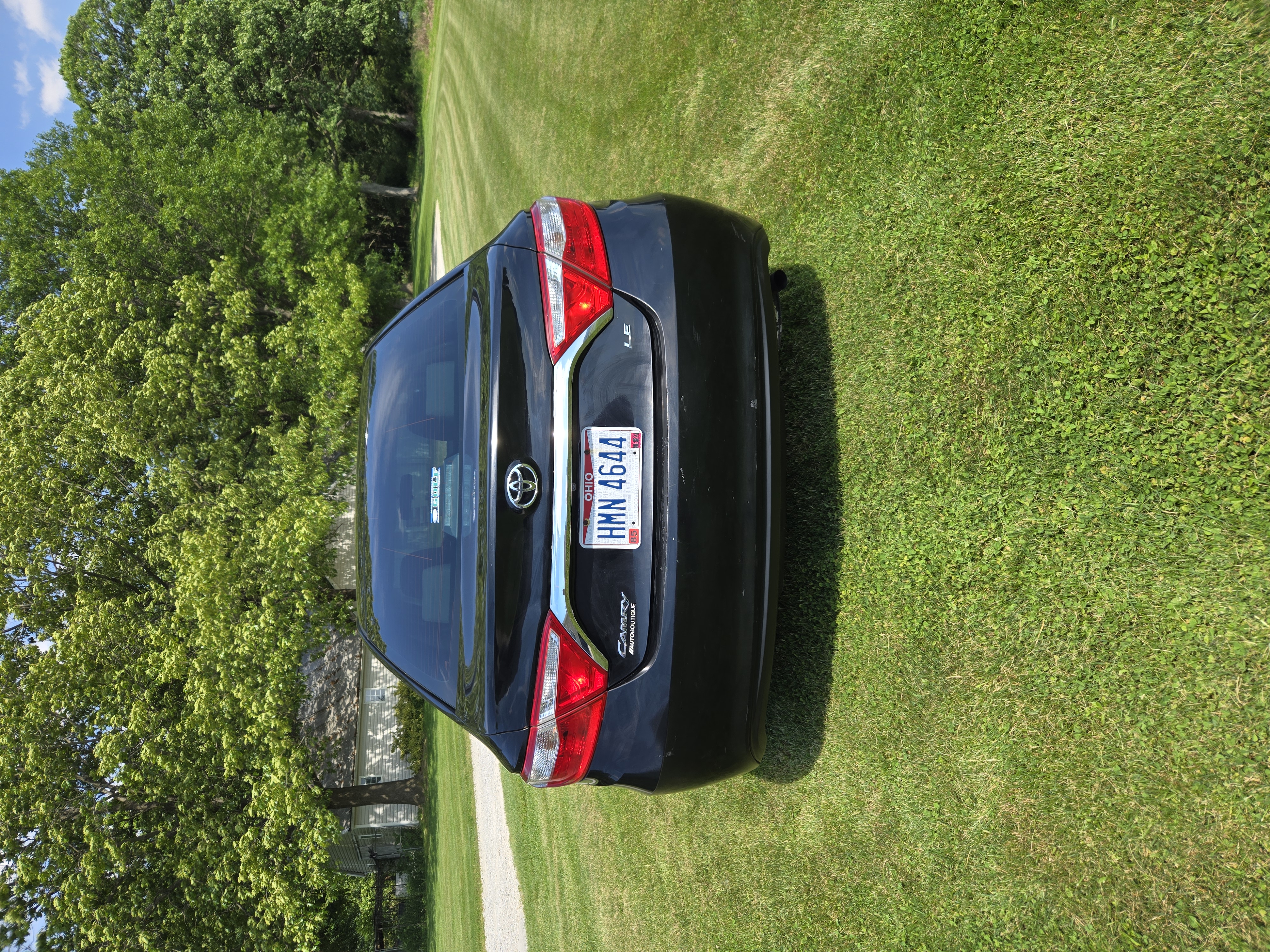 Used 2016 Toyota Camry LE FWD image 6