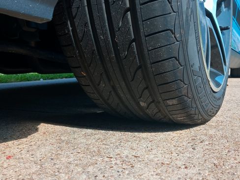 Used 2011 Ford Mustang Coupe image 17