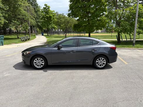 Used 2016 MAZDA MAZDA3 i Sport w/ Preferred Equipment Package FWD image 2