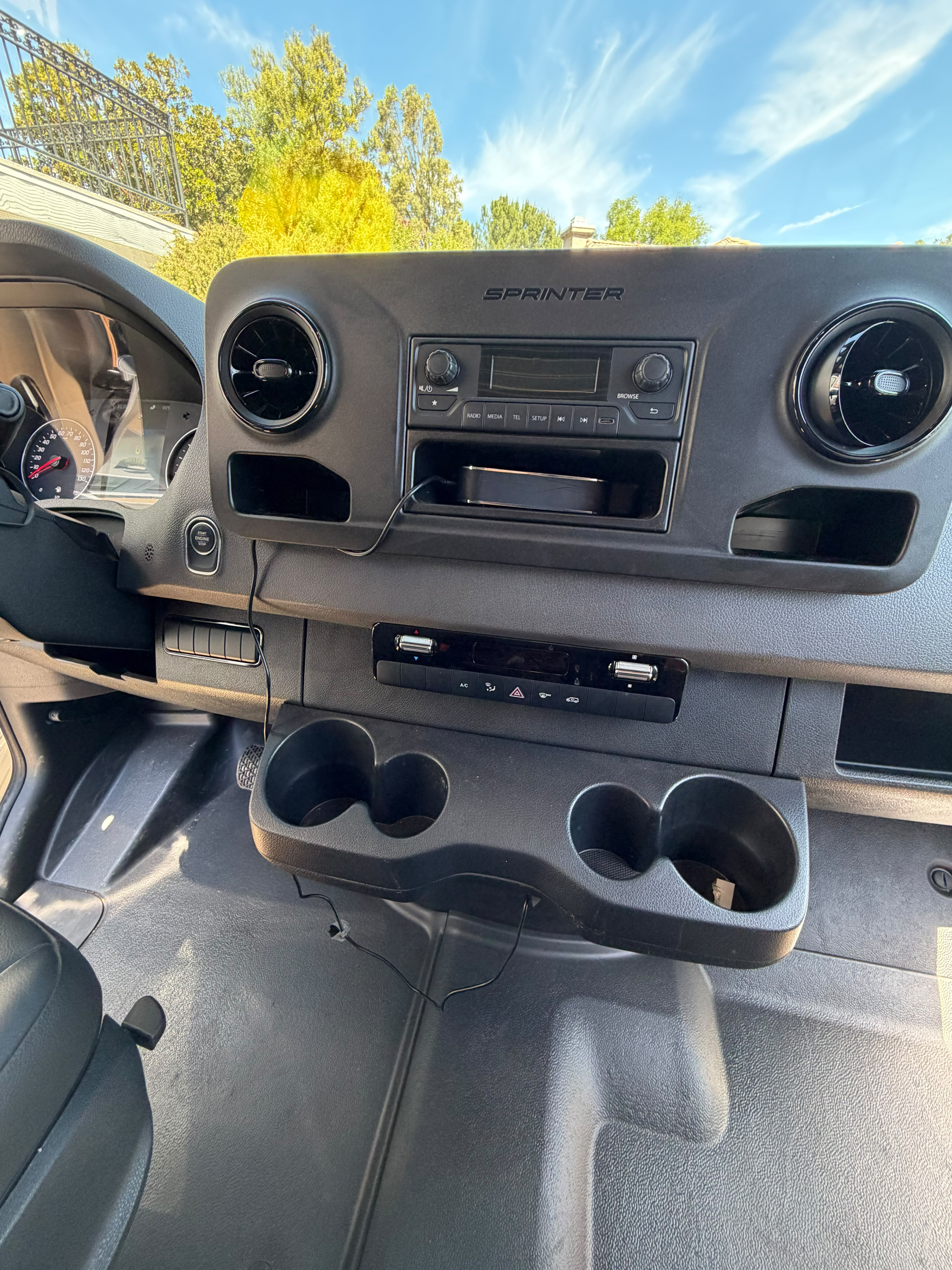 Used 2025 Mercedes-Benz Sprinter 2500 image 6