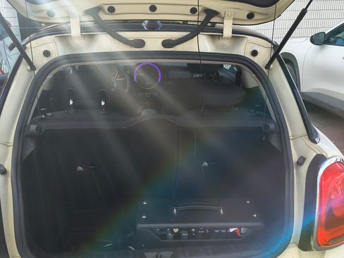 Used 2016 MINI Cooper 2-Door Hardtop image 10