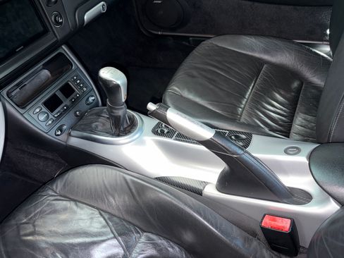 Used 2004 Porsche 911 Carrera 4S image 10