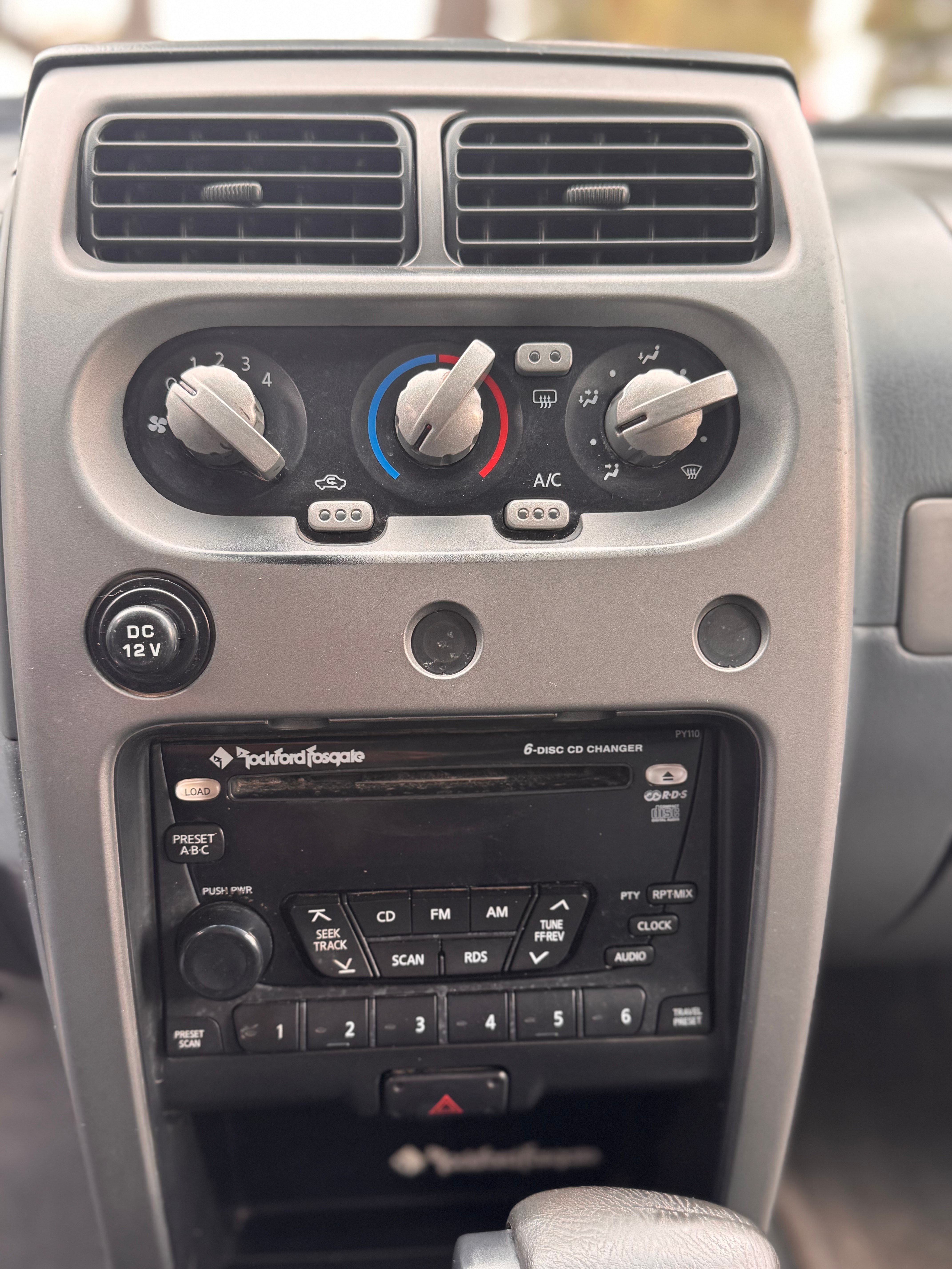 Used 2003 Nissan Xterra SE AWD/4WD image 11