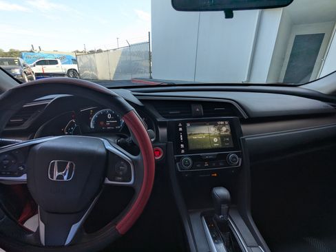 Used 2016 Honda Civic EX-T image 10
