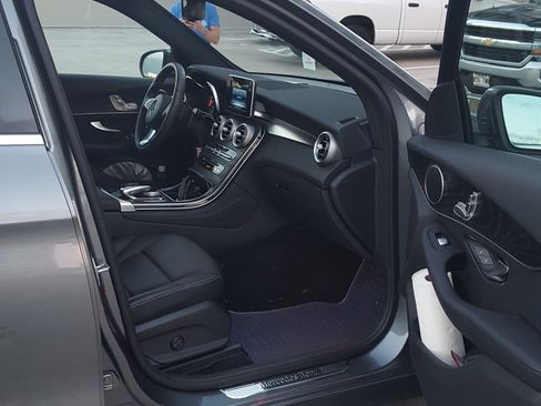 Used 2017 Mercedes-Benz GLC 300 image 12