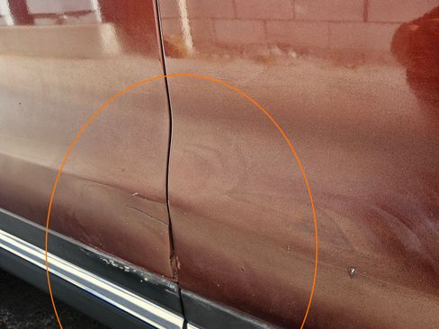 Used 2018 Ford Explorer XLT w/ Equipment Group 202A image 25