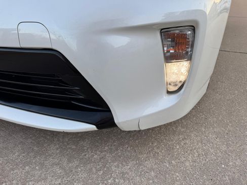 Used 2015 Toyota Prius Four image 16