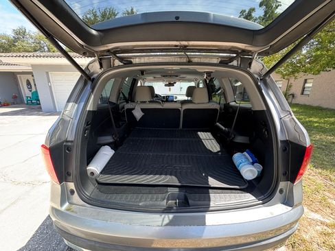 Used 2016 Honda Pilot Touring image 8