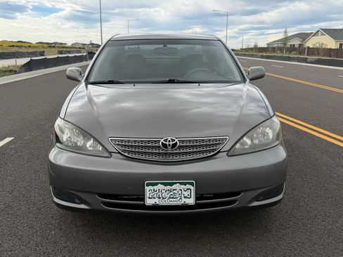 Used 2002 Toyota Camry SE FWD image 5