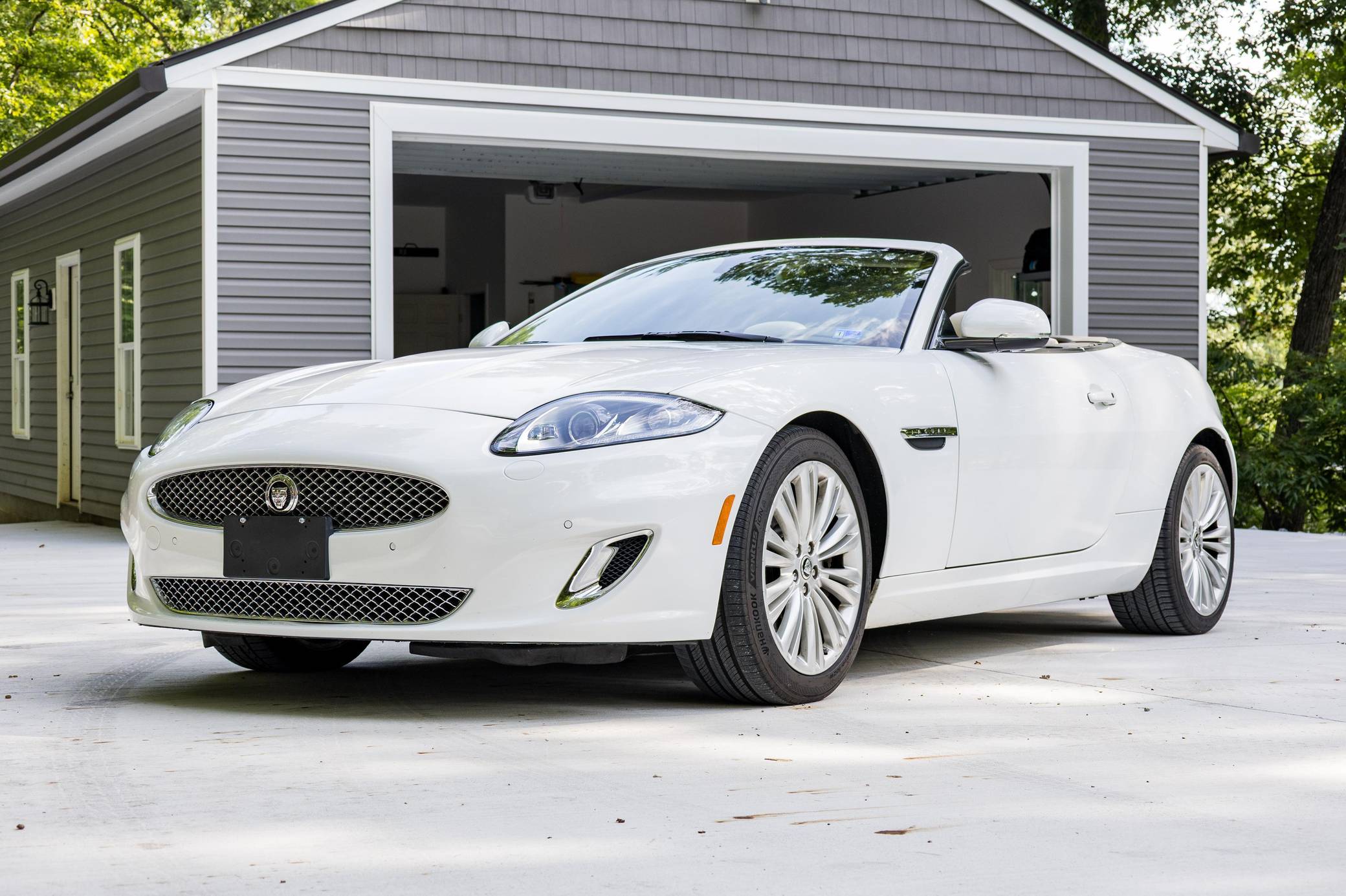 Used 2012 Jaguar XK Convertible RWD image 12
