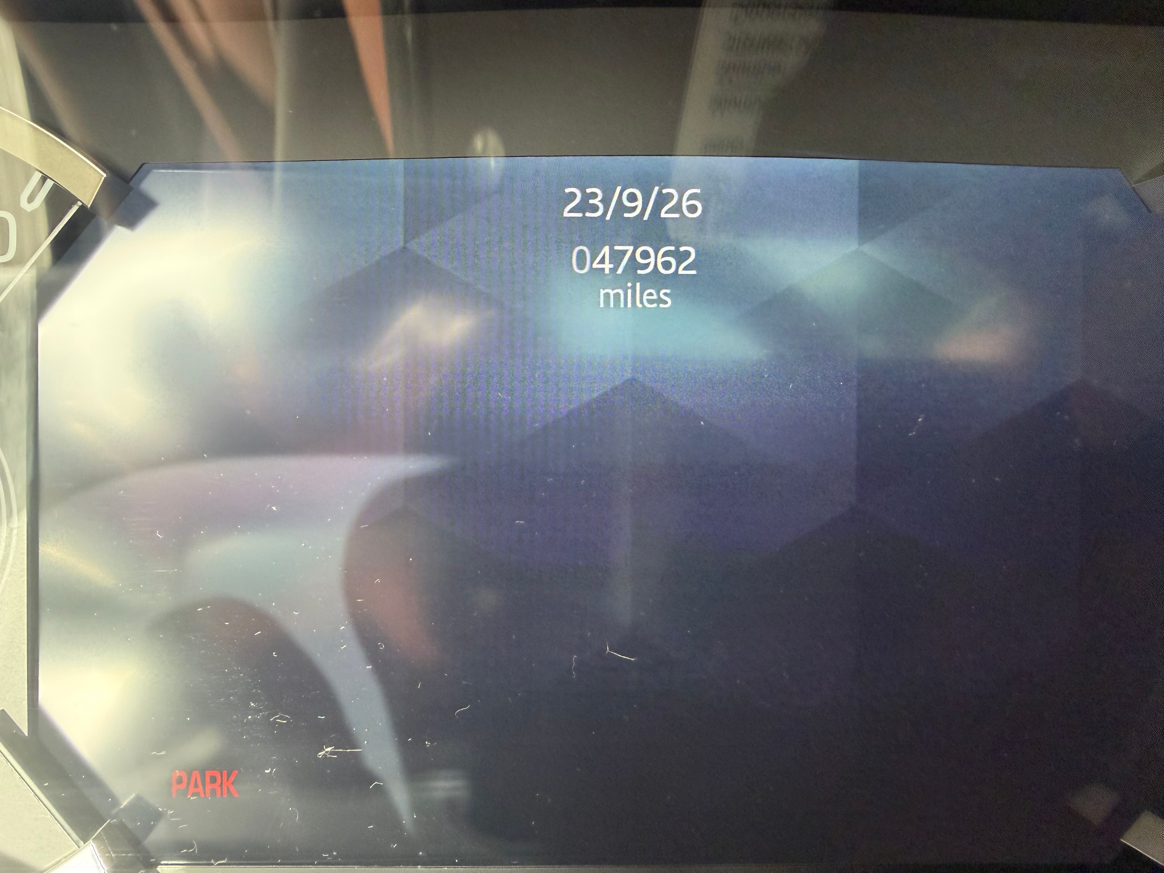 Used 2023 Land Rover Defender 130 X-Dynamic SE AWD/4WD image 10