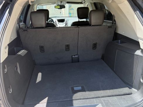 Used 2016 Chevrolet Equinox LTZ w/ Enhanced Convenience Package FWD image 11