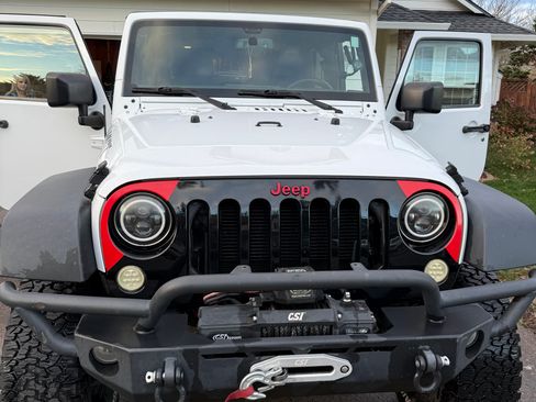 Used 2017 Jeep Wrangler Sport image 5