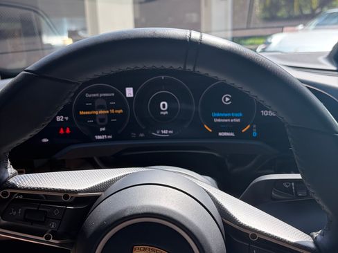 Used 2020 Porsche Taycan AWD/4WD image 12