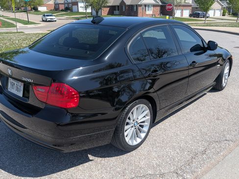 Used 2009 BMW 328i xDrive Sedan image 6