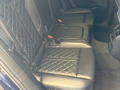 Used 2018 Audi SQ5 Premium Plus image 8