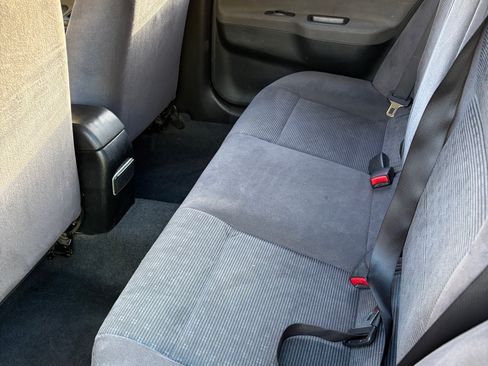 Used 2004 Mitsubishi Lancer LS FWD image 5