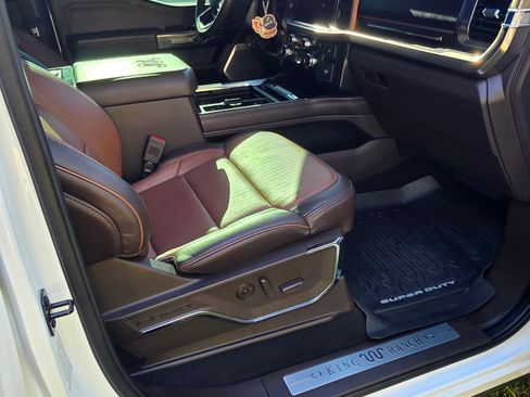 Used 2024 Ford F250 King Ranch w/ Chrome Package image 13