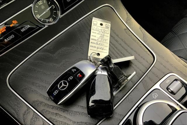 Used 2020 Mercedes-Benz E 350 Sedan image 29