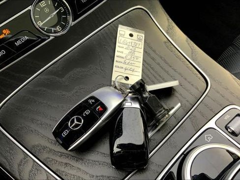 Used 2020 Mercedes-Benz E 350 Sedan image 16