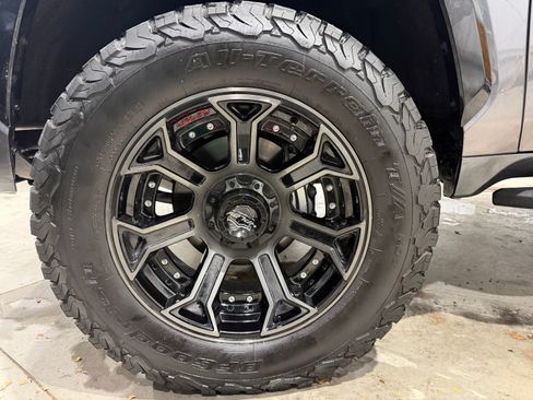 Used 2025 Toyota Tundra 1794 Edition image 15