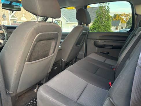 Used 2012 Chevrolet Silverado 3500 LT w/ Interior Plus Package AWD/4WD image 15