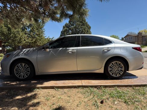 Used 2014 Lexus ES 350 w/ Premium Package image 8