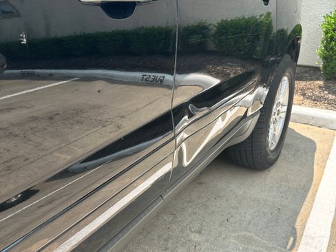 Used 2012 Chevrolet Traverse LT FWD image 5