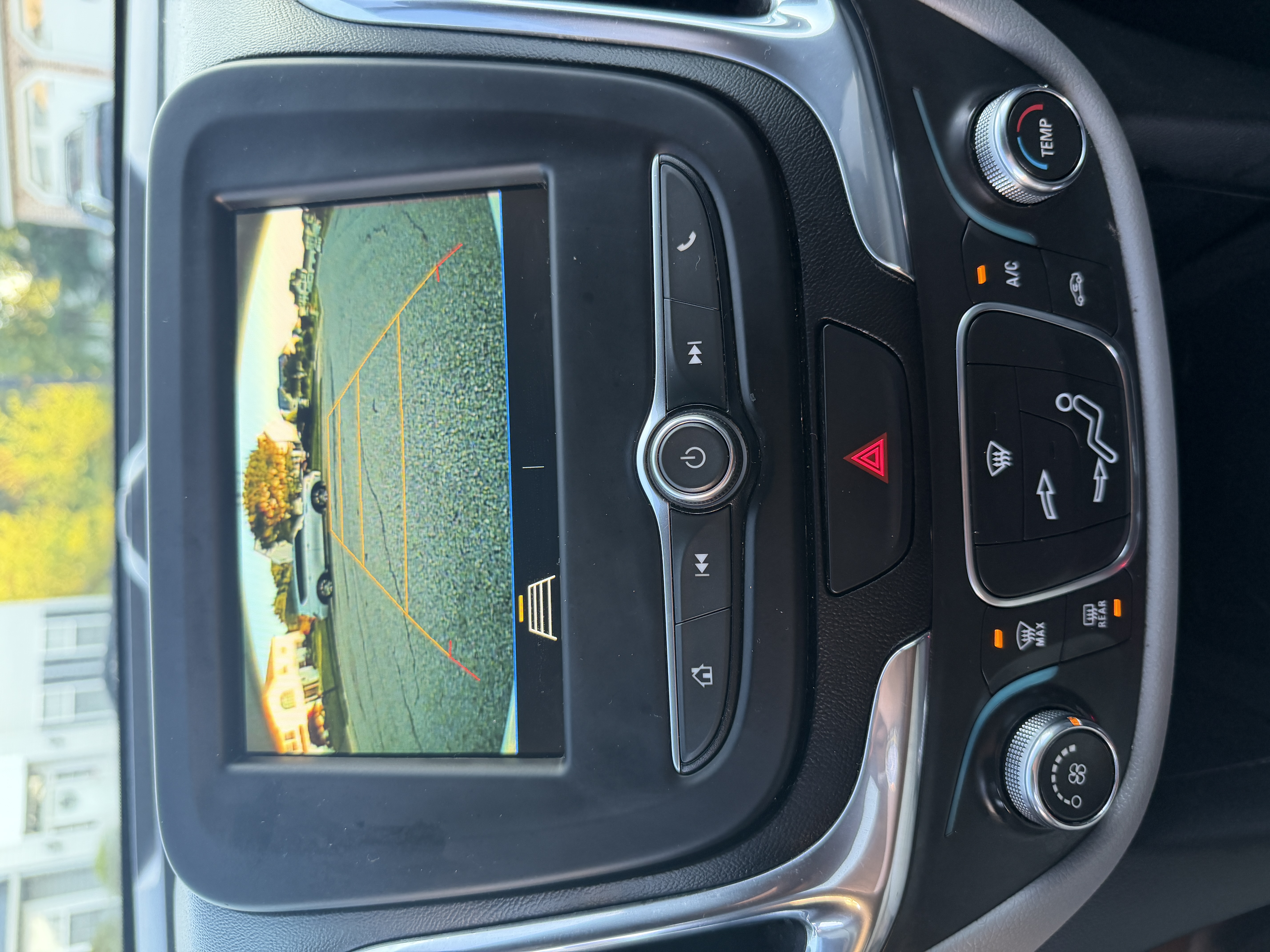 Used 2019 Chevrolet Equinox LS w/ LS Convenience Package FWD image 13