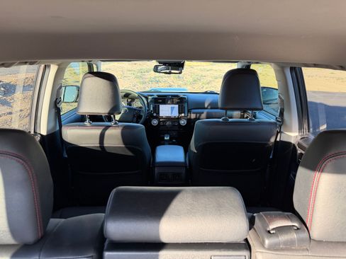 Used 2020 Toyota 4Runner TRD Off-Road Premium w/ Moonroof Package AWD/4WD image 17