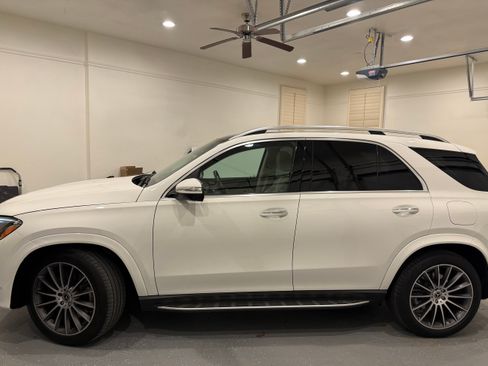 Used 2024 Mercedes-Benz GLE 450e 450e 4MATIC Sport Utility 4D image 6