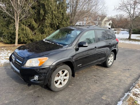 Used 2012 Toyota RAV4 Limited w/ Premium Plus Value Pkg image 9