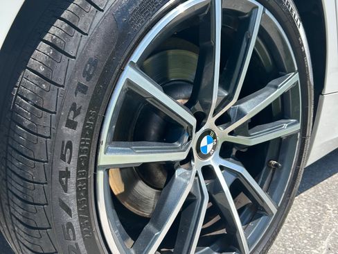 Used 2019 BMW 330i Sedan w/ Driving Assistance Package RWD image 9