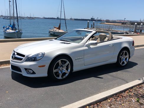 Used 2009 Mercedes-Benz SL 550 image 1