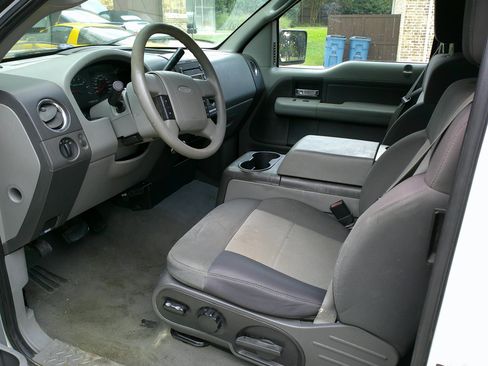Used 2007 Ford F150 XLT image 4