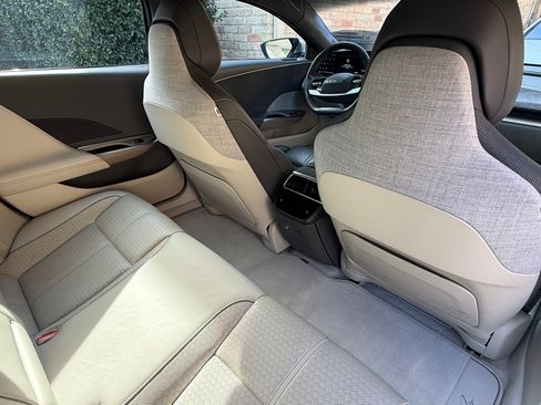 Used 2022 Lucid Air Dream Edition image 12