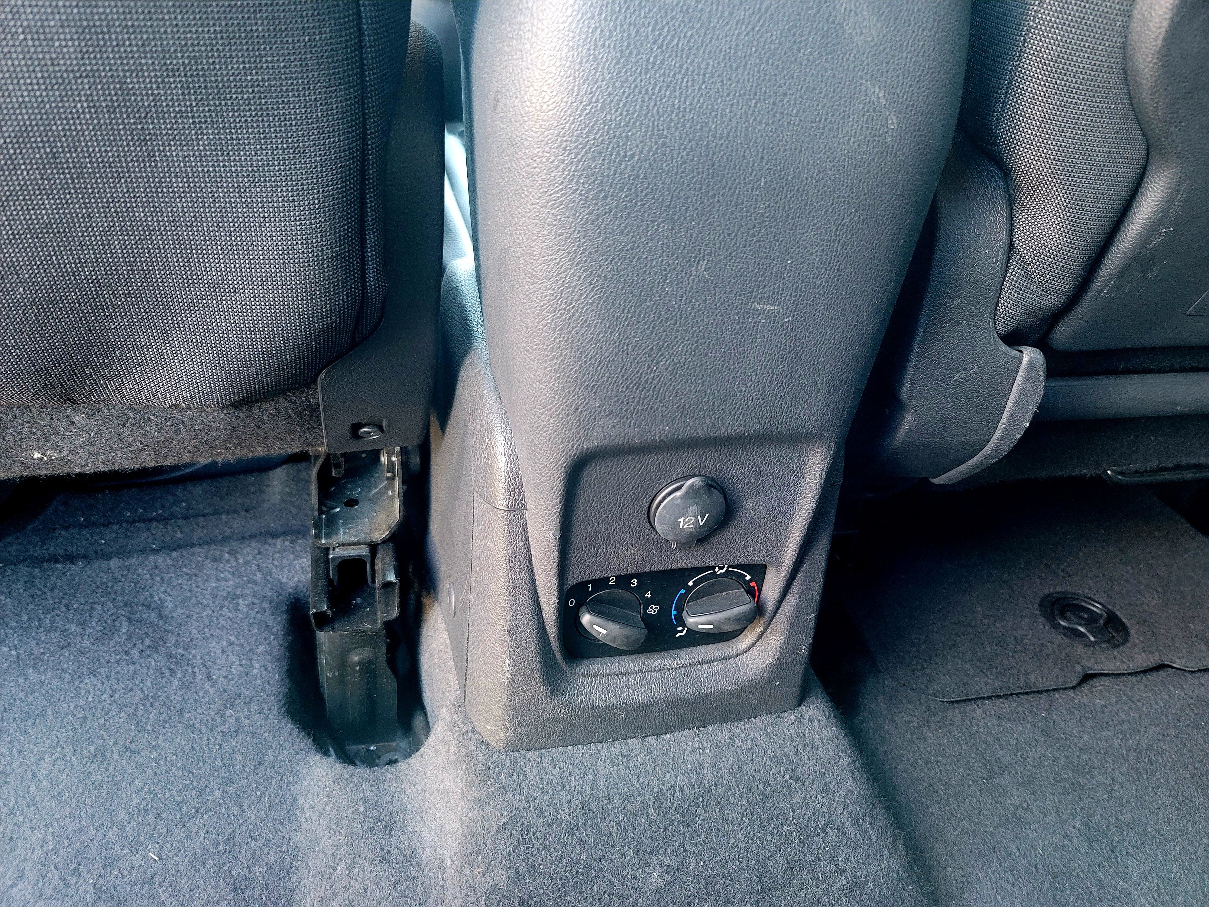 Used 2018 Ford Transit Connect XL FWD image 12