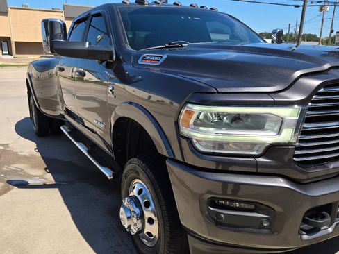 Used 2019 RAM 3500 Laramie image 2
